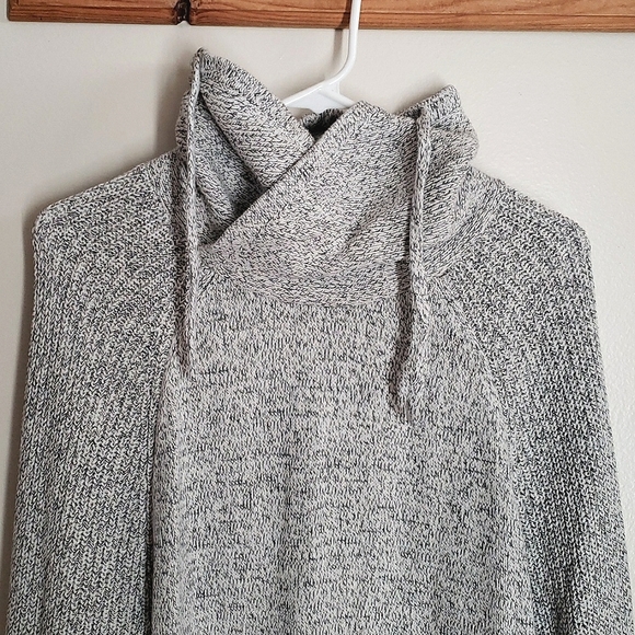 Express Mens Cowl Neck Knit Pullover Sweater - Picture 3 of 9